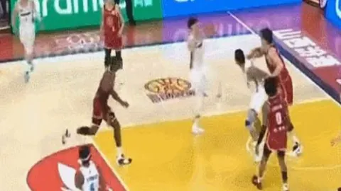 利物浦转会战局：左路引援或提薪资要求，右路续约成难题，前锋线引援遇阻碍